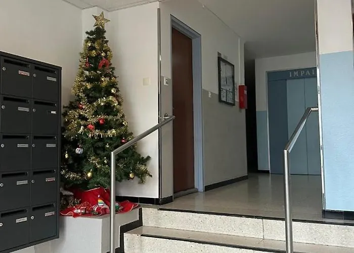 Le Madrid Spacieux 4 Pieces Parking Privee アパート