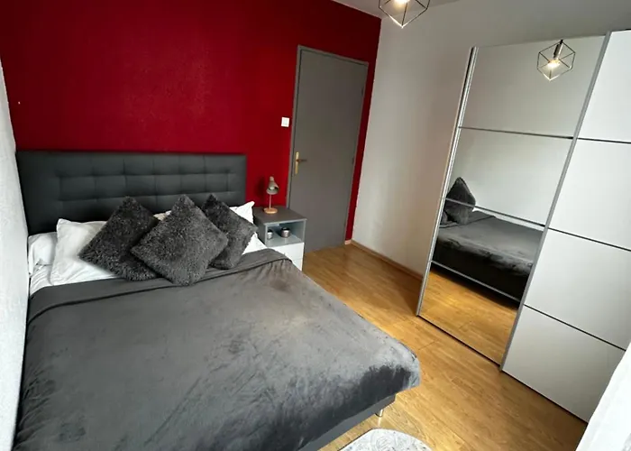 アパート Le Madrid Spacieux 4 Pieces Parking Privee コルマール